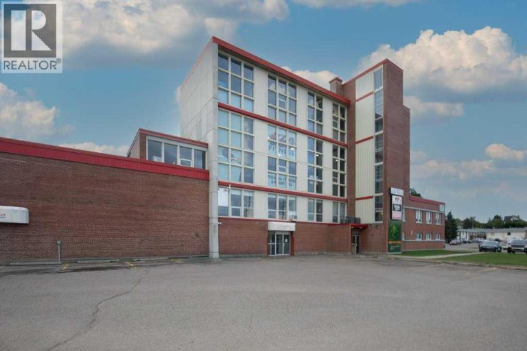 Listing photo – 205, 5301 43 Street, Red Deer