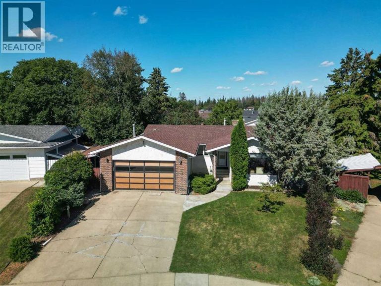 54 Patterson Crescent, Red Deer