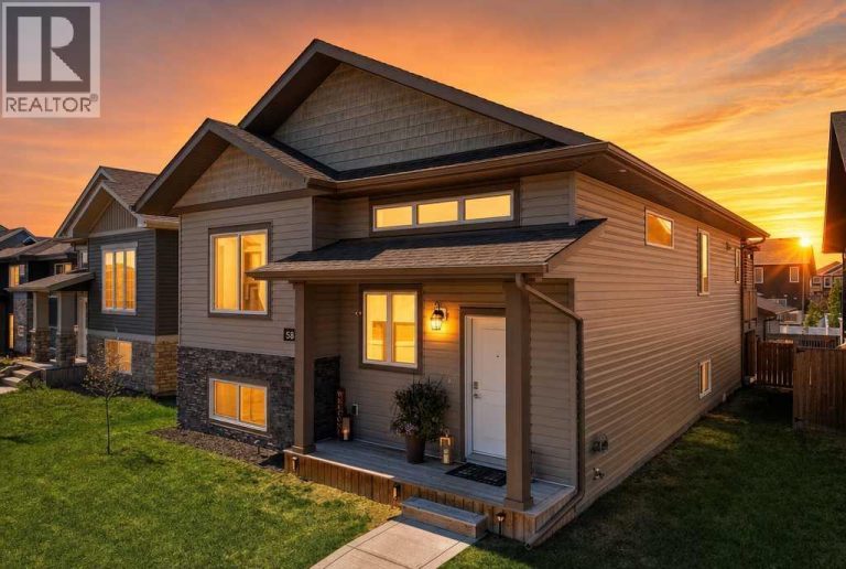 58 Village Crescent, Red Deer