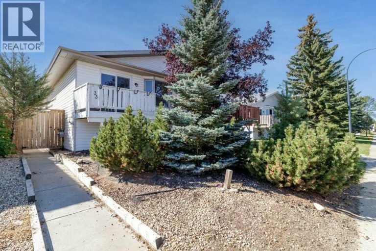 33 Eggleton Street, Red Deer