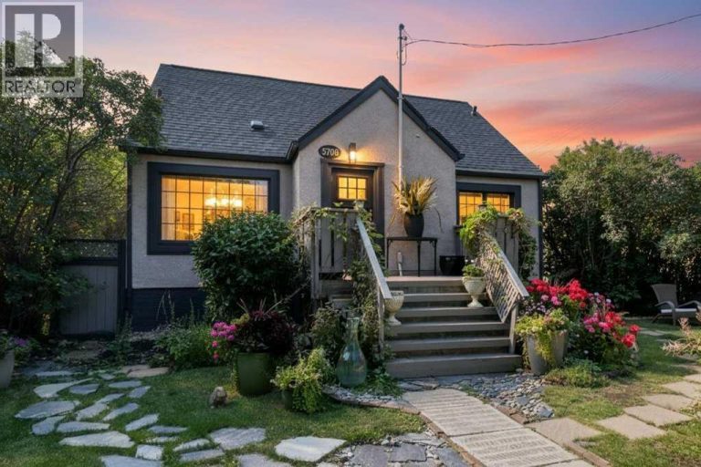 5708 45 Avenue, Red Deer