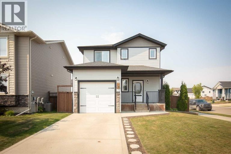 2 Almond Crescent, Blackfalds