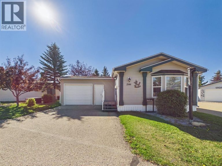 2146 Danielle Drive, Red Deer