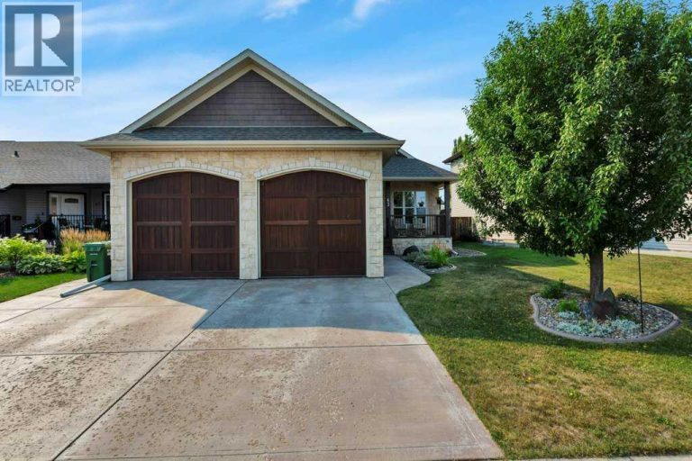 63 Carter Close, Red Deer