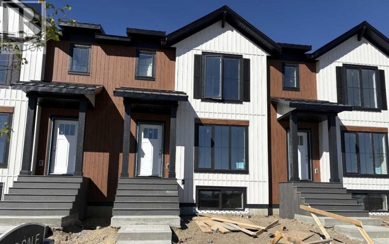 38 Station Drive, Sylvan Lake