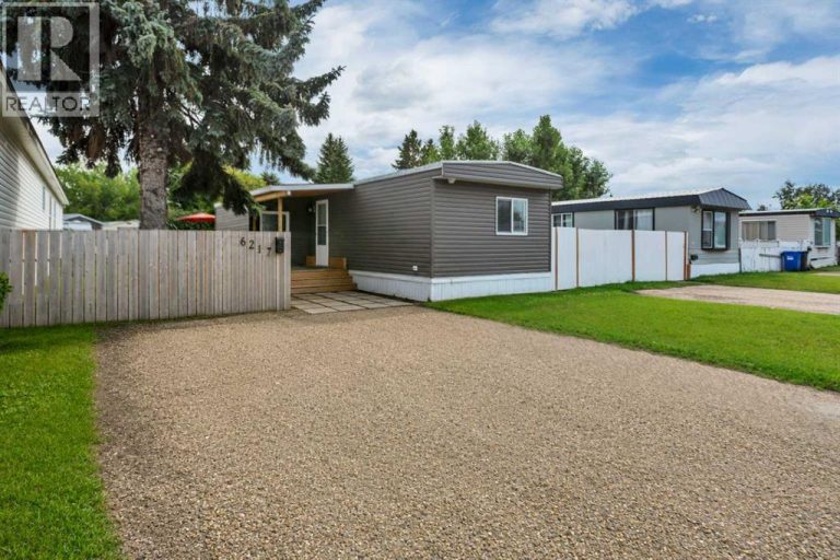 6217 Galbraith Street, Red Deer