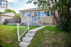 Listing photo – 5223 46 Street, Camrose