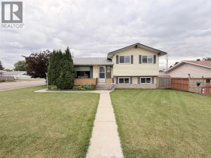 Listing photo – 5103 40 Street, Innisfail