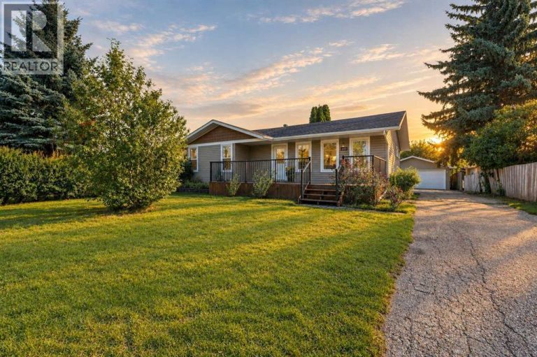 3237 55 Avenue, Red Deer