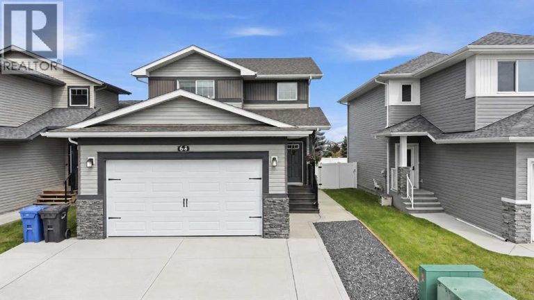 64 Henderson Crescent, Penhold