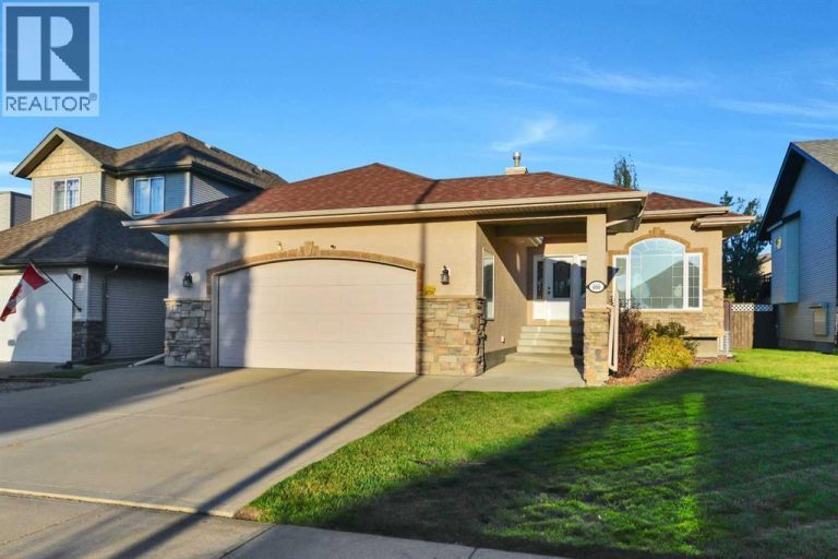 466 Wishart Street, Red Deer
