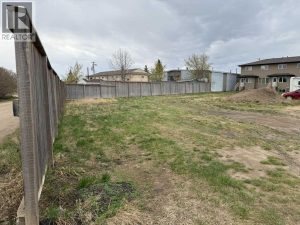 Listing photo – 5311 57 Avenue, Ponoka